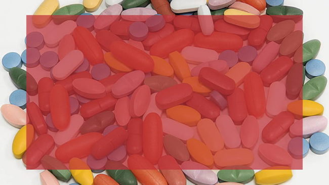 Compresse, prodotti nutraceutici e pastiglie colorate