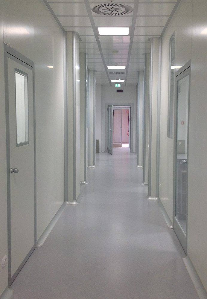 Nicomac pharmaceutical modular cleanroom walls